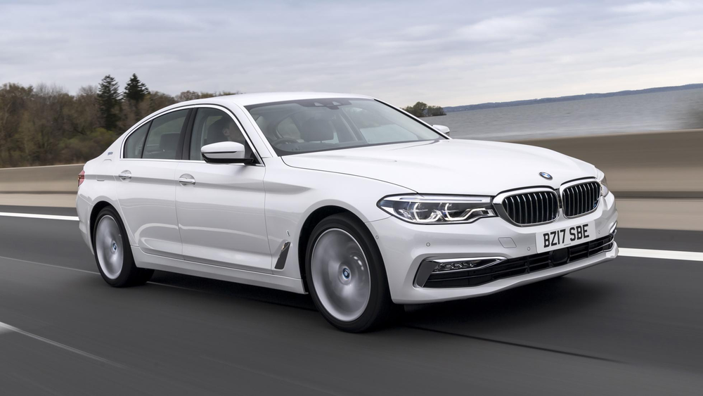p90264045_highres_bmw-530e-iperformanc